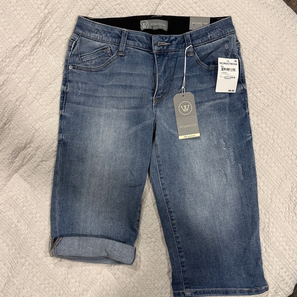 NEW Wit & Wisdom Jean Shorts Size 2 Light Blue Ab-Solution Cuffed Denim NWT NEW